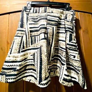 Adorable mini skirt 🥳